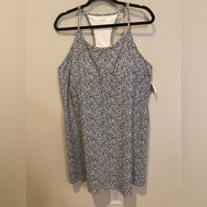 2X. OLD NAVY. Sporty mini dress.
